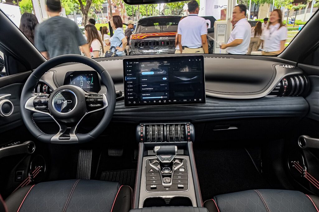 BYD Atto 3 interior