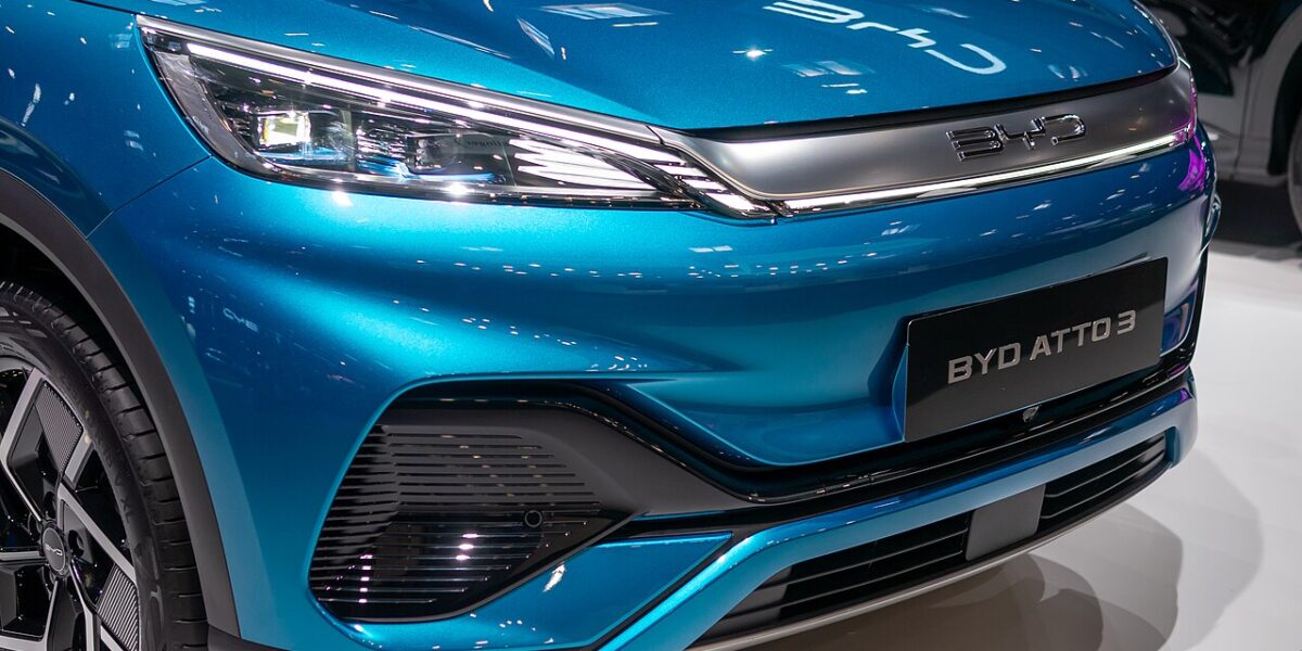 BYD Atto 3 İncelemesi: Çin’in Elektrikli SUV İddiası Türkiye Yollarında Ne Kadar Güçlü?