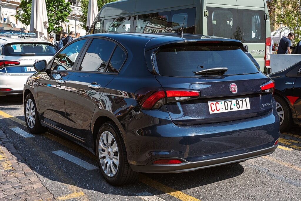 Fiat Tipo Cross exterior