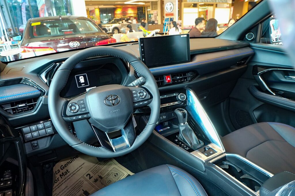 Toyota Yaris Cross interior