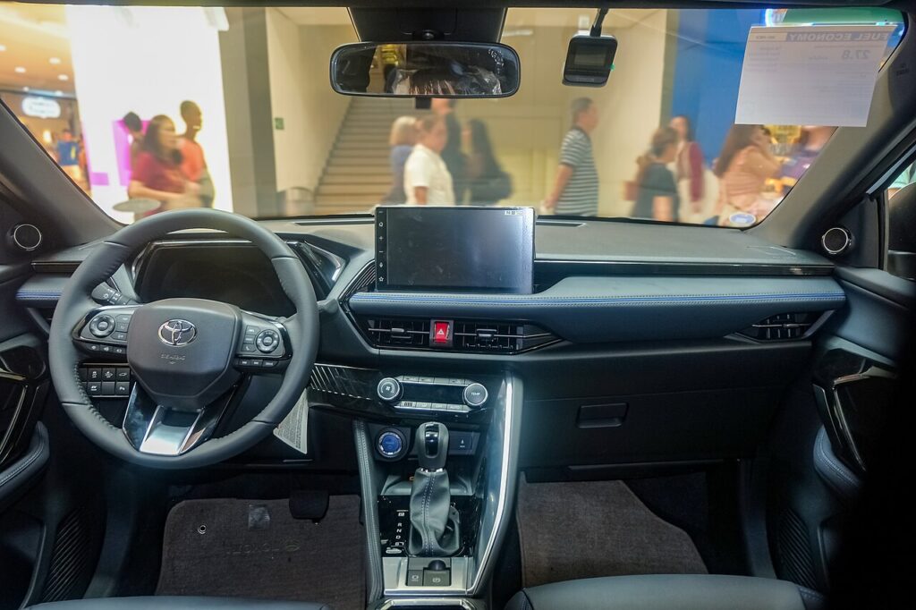 Toyota Yaris Cross dashboard