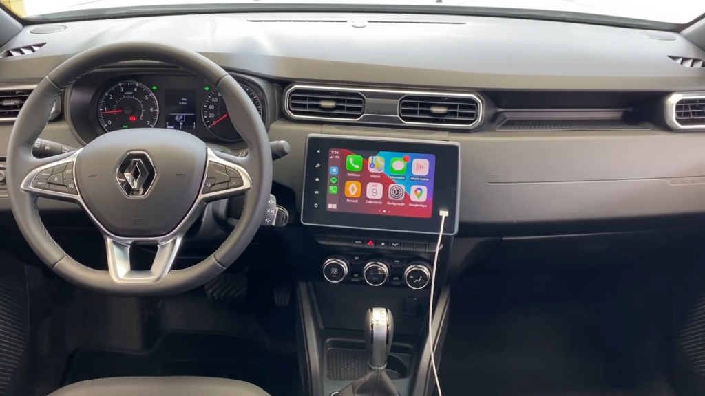 Renault Duster interior