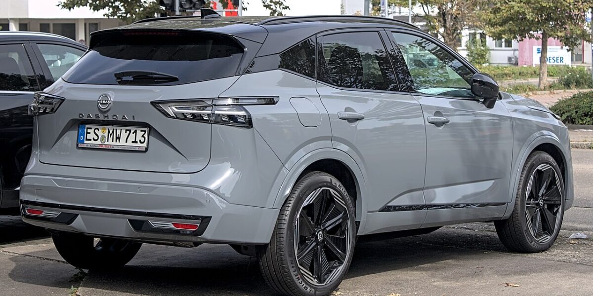 Nissan Qashqai 1.3 MHEV İncelemesi: Kompakt SUV’un Babası 2026’da Hâlâ Lider mi?