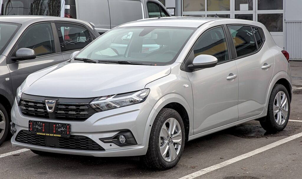 Renault Sandero Stepway exterior