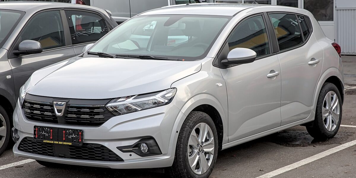 Renault Sandero Stepway 1.0 TCe İncelemesi: Bütçe Dostu Yüksek Sürüş Pozisyonu Gerçekten Yeterli mi?