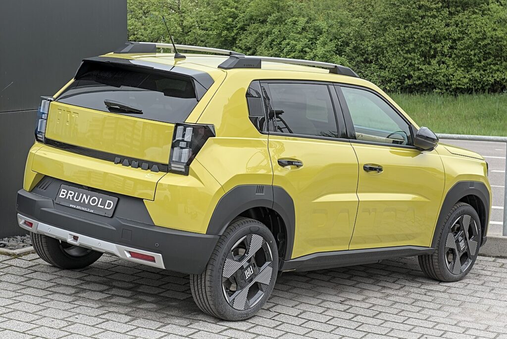 Fiat Grande Panda exterior