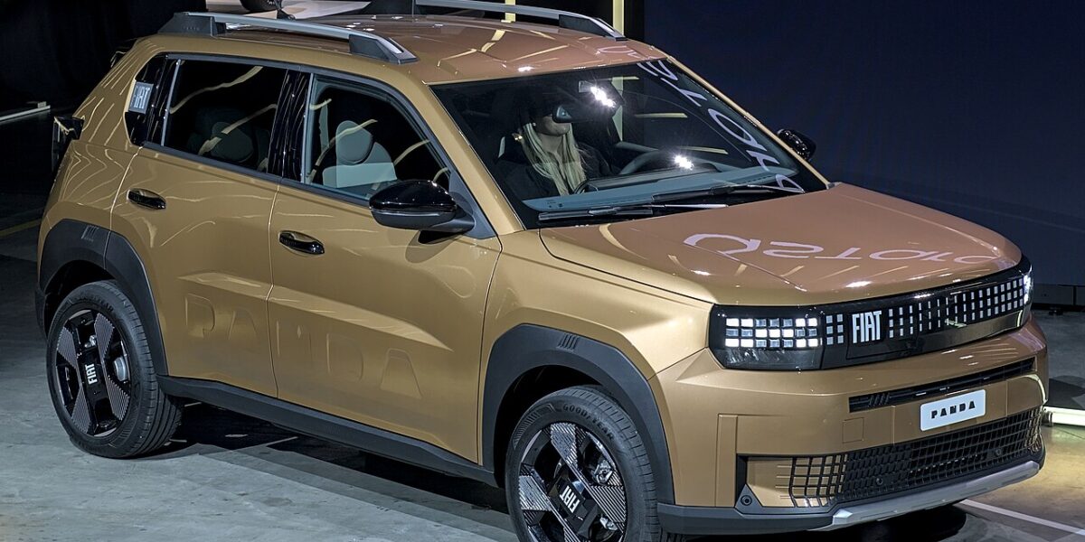 Fiat Grande Panda Hybrid İncelemesi: İkonik İsmin Yeni Nesli Türkiye’de B Segment Savaşını Kazanabilir mi?