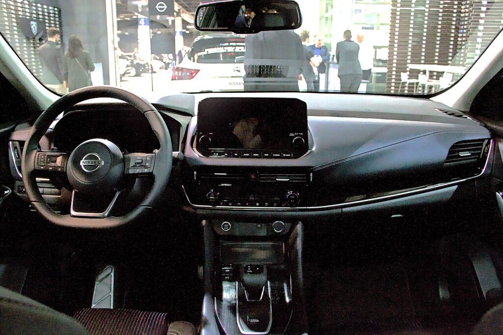 Nissan Qashqai dashboard
