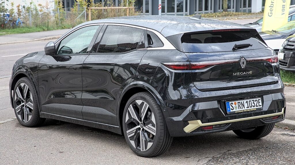 Renault Megane E-Tech exterior