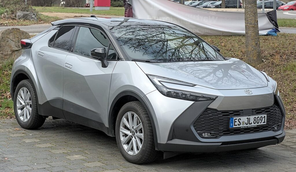Toyota C-HR exterior
