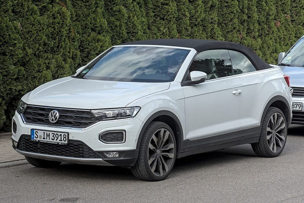 Volkswagen T-Roc exterior